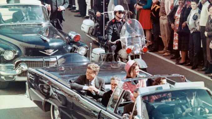 JFK motorcade before the assassination